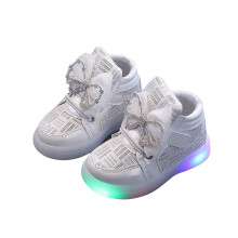 Baskets lumineuses LED pour petites filles, chaussures de sport argentées