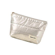 Robuste und langlebige Kosmetiktasche,-Silberne Clutch