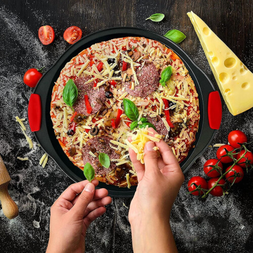 Tavă de pizza rotundă perforată din oțel carbon de 15" 2