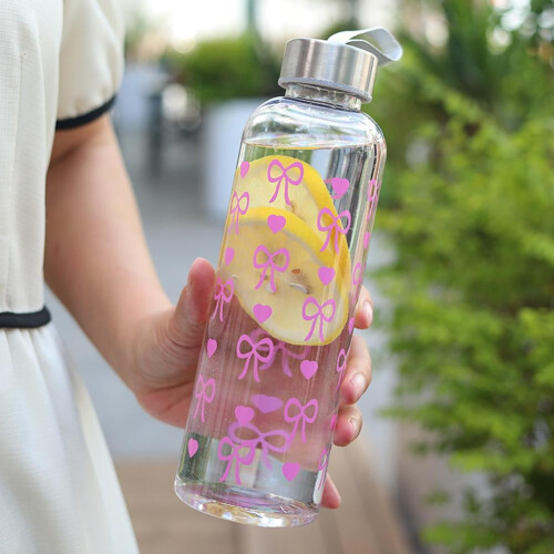 High Capacity Water Bottle Clear Bow Tie Plastic Cup for Beverage Needs 550 1