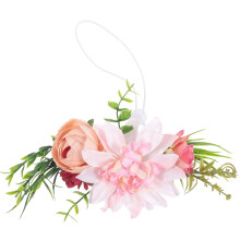 Guirnalda de flores para perros, ideal para mascotas en ocasiones especiales.