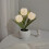 Luminária de mesa Art Déco com LED em formato de tulipa e alimentação USB. 1