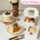 Συσκευασία 30 κουτιών για cupcakes 6x6x3" σε λευκό χρώμα με παράθυρο, αυτοκόλλητα και 5