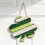 Décoration de porte en bois en forme de trèfle pour la Saint-Patrick 1