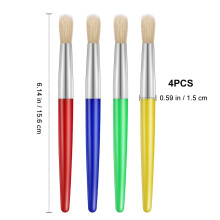 Conjunto de 4 pincéis de pintura infantil para iniciantes.