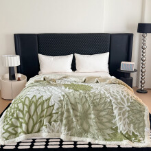 Oversized Taffeta Fleece Blanket - Extra Large Cozy Winter Cover for Bed Sofa or Travel with Anti-Pilling Fabric and Reinforced Stitched Edges