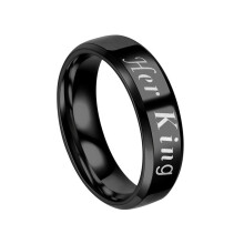 Anel de casal em aço inoxidável e titânio, modelo 12# Her King His Queen, com os dizeres "Para Ele e Para Ela" (Preto)