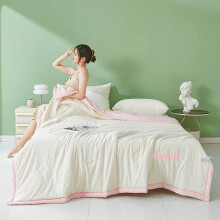 Couette d'été ultra douce et légère – Couverture respirante et adaptée à la climatisation, idéale pour les personnes qui ont chaud la nuit