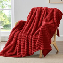 Twin Blanket for Couch & Bed, 300GSM Soft & Warm Fleece Blanket, Decorative and Giftable Striped Burgundy Blankets for Women, Men, 60"x80"