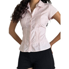 (S, Pink) Dames zomerblouse met slanke pasvorm, effen kleur, korte mouwen, reverskraag, knoopsluiting en plooien.