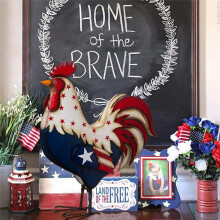 Metal Patriotic Rooster Porch Decor, Yard Chicken Figurine Sculpture, for the Fourth of July USA Independence Day