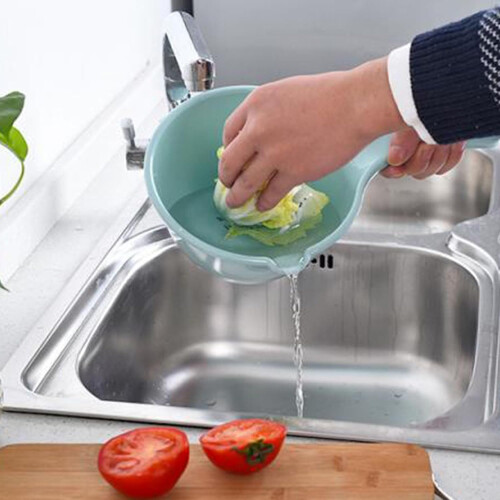 Plastic Water Ladle Bath Scoop Large Capacity MultiPurpose Use for Bath Kitchen Blue 1