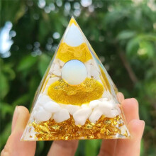 C Piramide Ornamenti Generatore di Energia di Cristallo Piramide di Orgone per la Protezione 'Energia Guarigione Meditazione Chakra di Cristallo