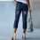 Γυναικείο παντελόνι Capri Jeans με ίσια γραμμή, ελαστικό τζιν, σκούρο μπλε 4