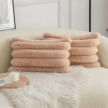 Housses de coussin rayées en fausse fourrure camel 30 x 50 cm