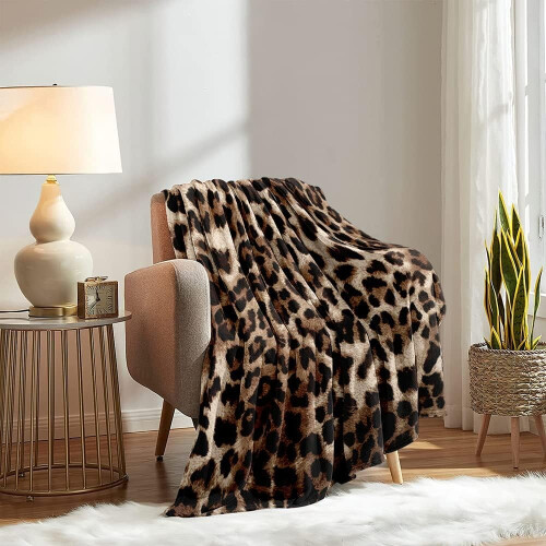 Brown Leopard Print Flannel Throw Blanket 2