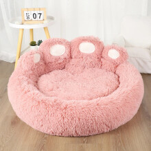 Cama de cachorro em formato de pata de urso para o inverno, almofada macia e fofa.
