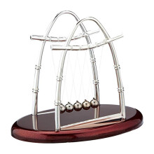 Brinquedo de mesa Pêndulo de Newton com 5 Bolas de Aço