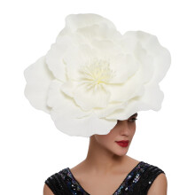 Tocados para mujer, ideales para bodas, cócteles y fiestas de té. Diadema con pinza para el cabello de malla con flores blancas, apta para todas