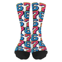 Sechs Sieben67Socken6 7Meme Neuheit Grafik Weihnachtssocken Crew Socken Lustige Geschenke für Jungen Mädchen Männer Frauen