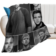 Max Thieriot flanellpledd 76 100 cm