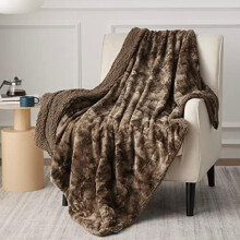 GentleSoft Sherpa Fluffy Blanket Twin (60x80"), Fleece Warm Throw for Women, Plush Faux Fur Christmas Blanket, Tie-Dye Brown, Couch/Bed Decor