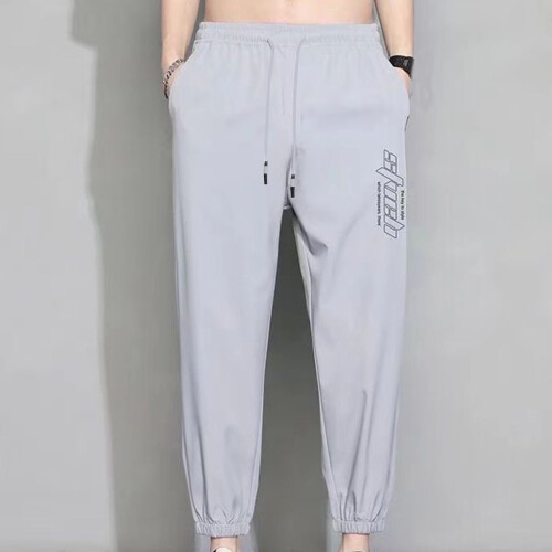 Ανδρικό παντελόνι jogger casual μονόχρωμο, σε ίσια γραμμή με κορδόνι στη μέση και