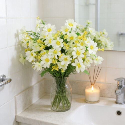 Arranjo artificial com 28 orquídeas e crisântemos – 1