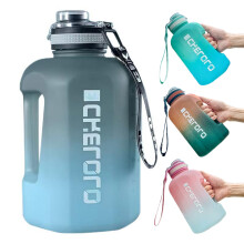 Garrafa de água grande, capacidade para 2,2 litros (74 oz), ideal para academia, exercícios, esportes, caminhadas e muito mais.