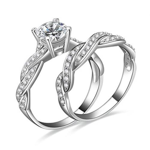 2 st dameringar i 925 sterlingsilver med strass
