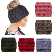 Wintermütze für Damen, warm, mit Loch für Pferdeschwanz, elastische, gestrickte Wollmütze