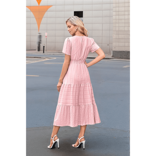 Kleid mit V-Ausschnitt, Falten und Puffärmeln 2