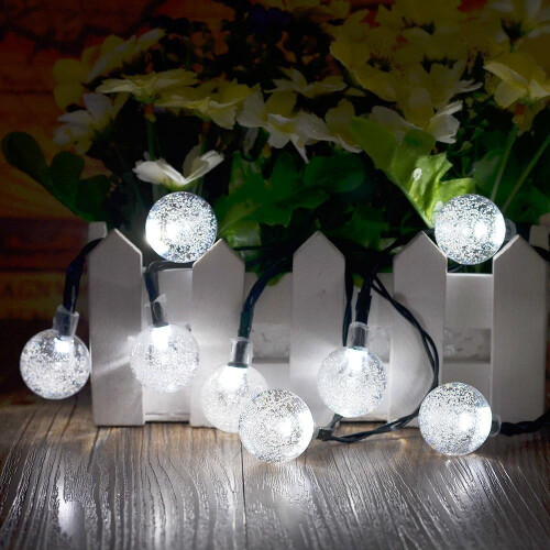 Guirnalda de luces LED solares con bolas de cristal de 6,5 m 1
