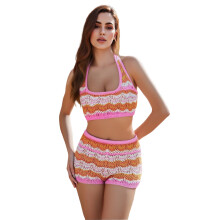 (M, Multi-color) Ensemble d'été femme 2 pièces : débardeur rayé col halter et mini-short bas en crochet.
