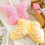 Coussin papillon 40 x 30 cm jaune en peluche douce 3
