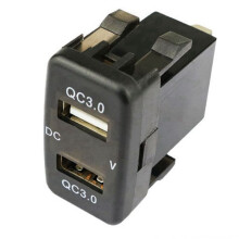 3X Auto Dubbele USB3.0 Snel Opladen met Display Voltmeter Zwart en Groen Spanning Autolader voor