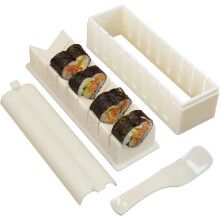 Sushi Making Kit with Heart-Shaped Molds, Roller, Spreader & Cutter – DIY Sushi & Onigiri Tool Set