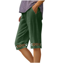 Shorts femininos casuais lisos com cintura elástica, bolsos e detalhes em renda – modelo reto e confortável, ideal para praia, férias e uso