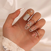 Harmtty Nagelring – Holle glanzende strass-steentjes, verstelbare geometrische ring voor dames, goudkleurig, geschikt voor feestjes en als cadeau.