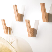 4-Pack Rustic Wood Wall Hooks – Minimalist Coat, Hat & Towel Hangers, Decorative Mounted Pegs, Compatible with Entryway, Bathroom, Kitchen