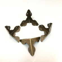 Conjunto de 4 protetores de canto de metal antigo para móveis, protetores de canto decorativos vintage para mesas e caixas.