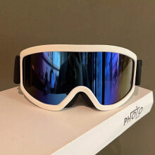 Gafas deportivas para todo tipo de clima, con protección UV y ajuste cómodo para motos de nieve, esquí y snowboard.