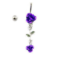 Romantischer Bauchnabelpiercing mit zwei verbundenen Rosen, modisches Schmuckstück für den Bauchnabel, lila