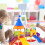 Set da gioco in miniatura con scivolo e ruota panoramica 4