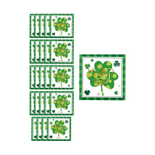 Ensemble de vaisselle jetable pour la Saint-Patrick : assiettes à apéritif, gobelets en carton, serviettes, décorations à motif trèfle pour une