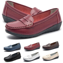 Árasáin Chompord Clasaiceacha do Mhná Bróga Loafers Gnó Ócáideacha le Tacaíocht Áirse Loafers Penny Sleamhnáin Ar Bróga Gléasta Árasáin
