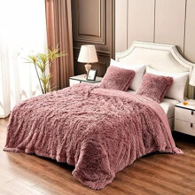 Pink Queen faux fur winter blanket 90x90 inches