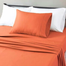 Basics Leichtes Mikrofaser-Bettwäscheset, 3-teilig, Ziegelrot, Uni, Einzelbett XL