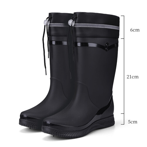 Botas de chuva femininas impermeáveis de cano curto, antiderrapantes e com cano largo. 1
