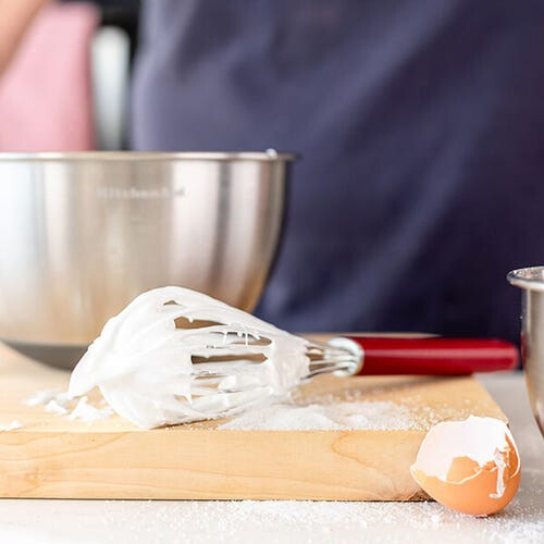 KitchenAid KitchenAid Classic Utility Whisk Empire Red 2